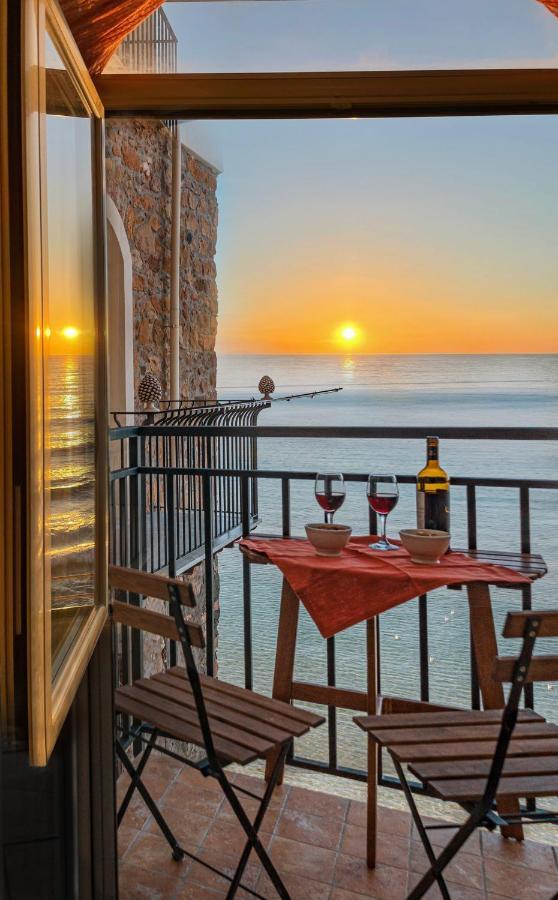 Apartamento Tramonto Sul Mare Cefalú Exterior foto
